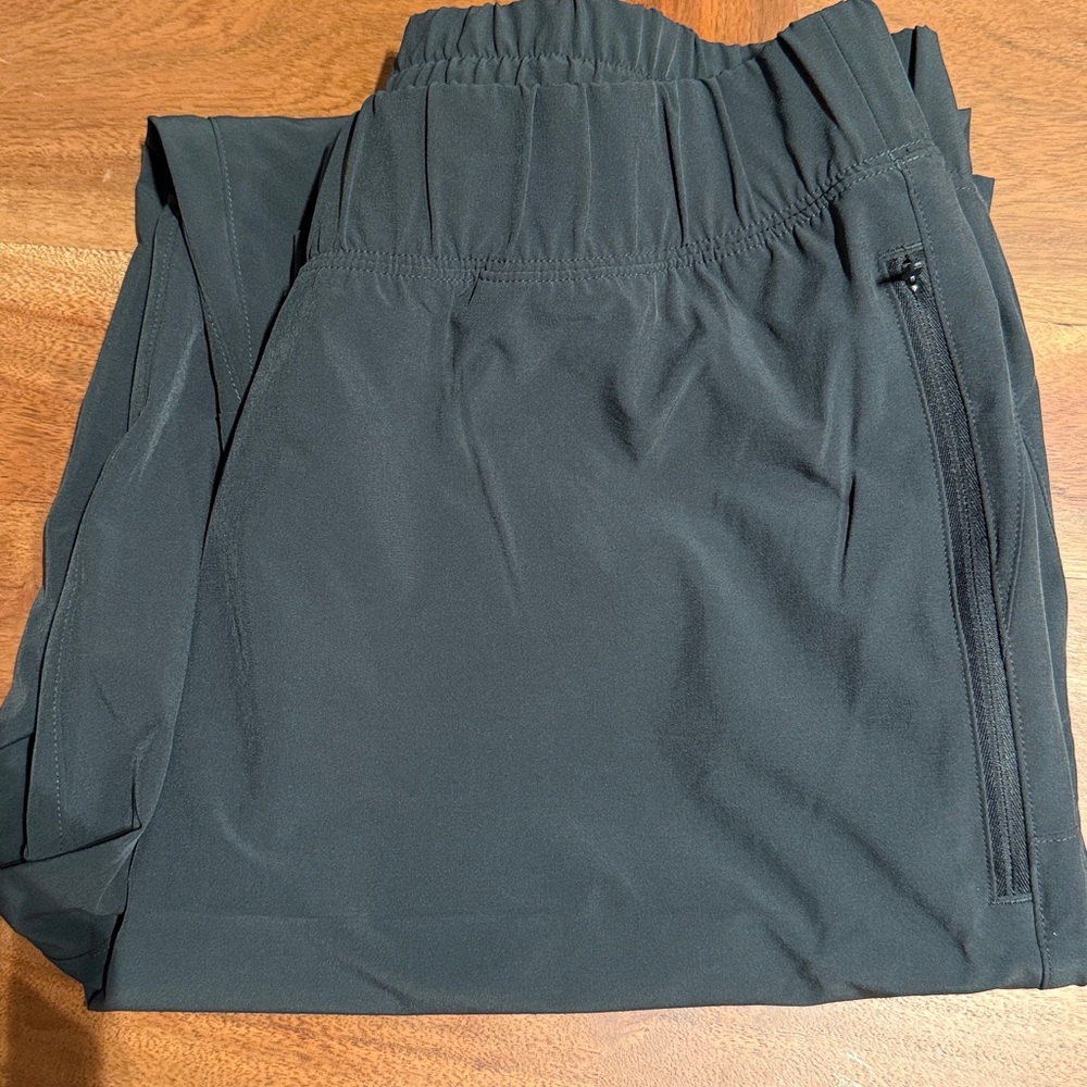 ALO Yoga Charcoal Activewear pants
